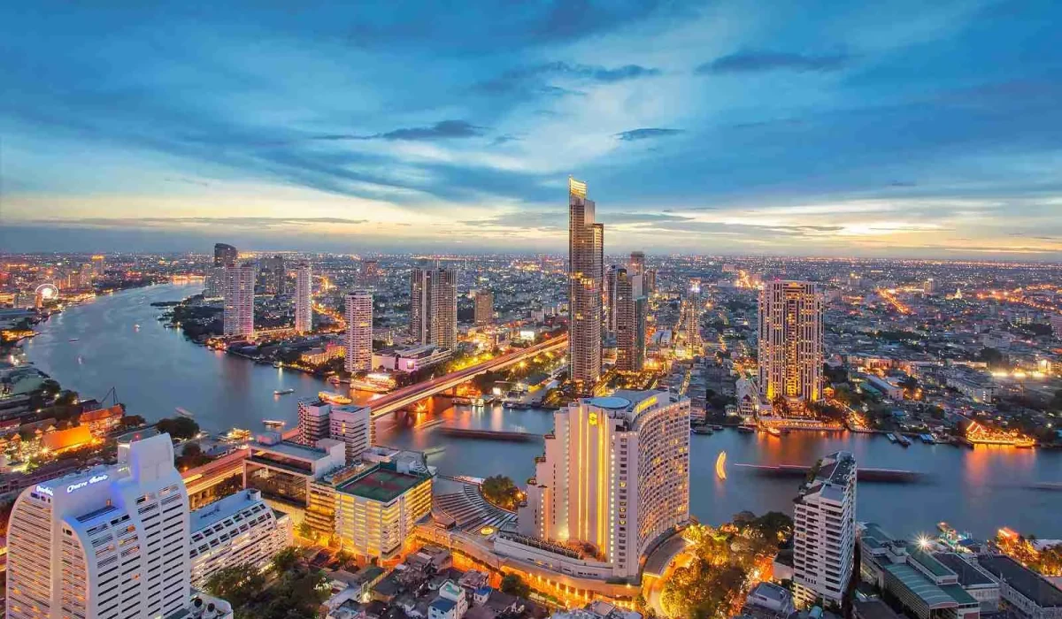 BANGKOK-riverside-hotels