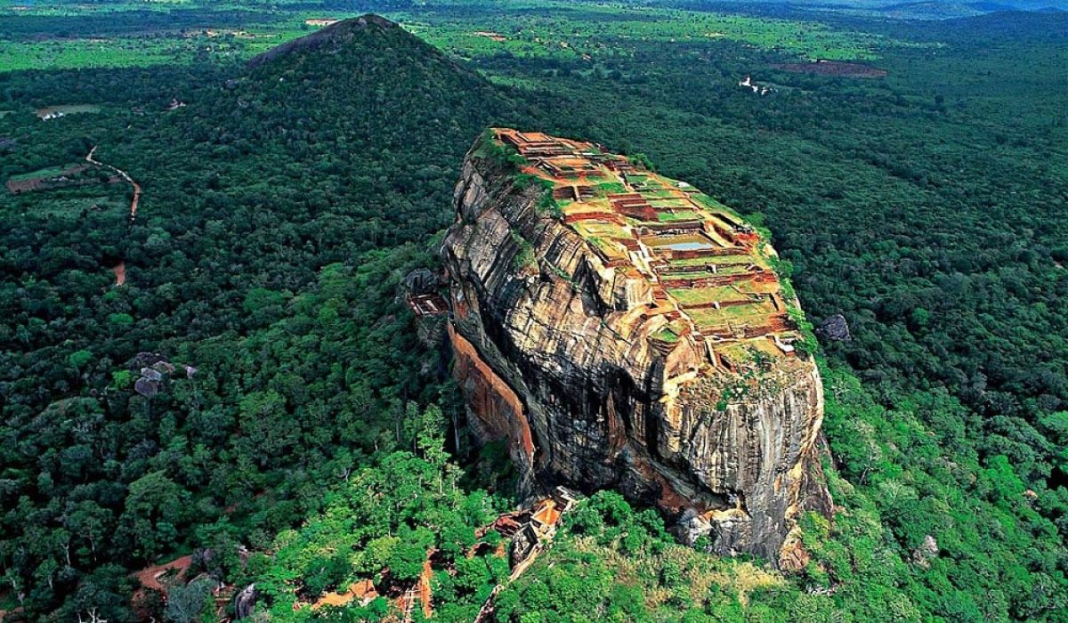 Sigiriya-Rock-Sri-Lanka